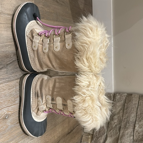 Girls Sorel Joan of Arc Insulated Snow Boots Size 4 (Big Kid) - Picture 3 of 7